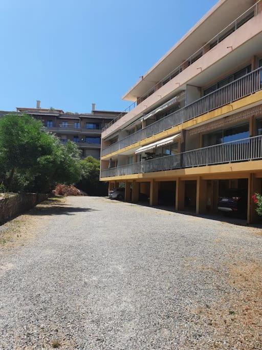 Spacious Marina&See view appartment Cavalaire-sur-Mer Exterior foto